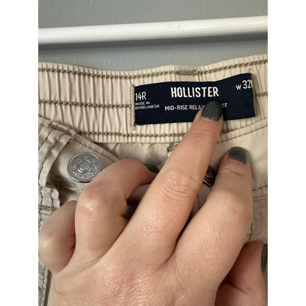 Hollister Mid Rise Relaxed Boot Cargo Pants Women Size 14 - Picture 7 of 11